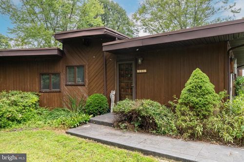 3908 Forest School Rd, SMITHSBURG, MD, 21783-9286 | Card Image