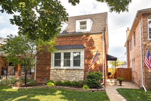 6023 N Kedvale Ave, Chicago, IL, 60646-5219 | Card Image