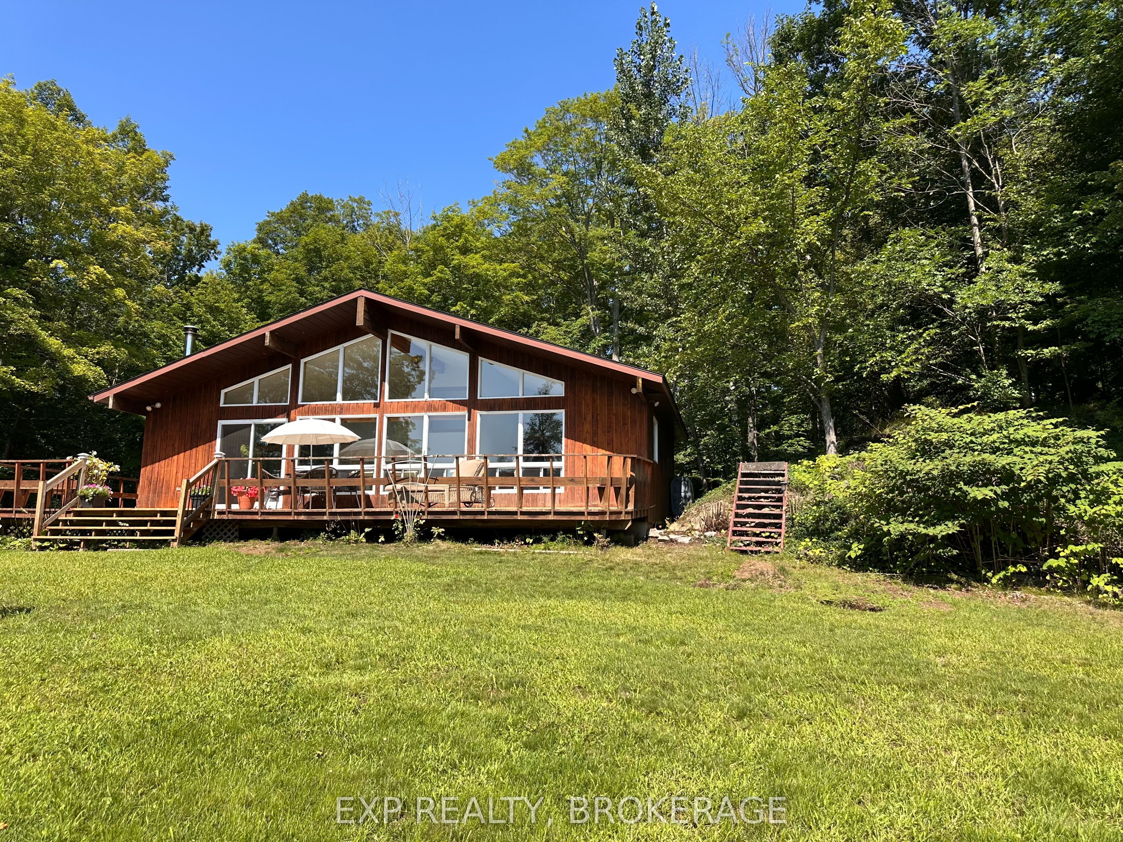 Residential in South Frontenac 5