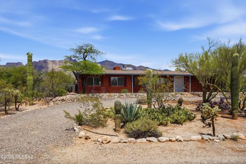 2235 E Camino El Ganado, Tucson, AZ, 85718 | Card Image