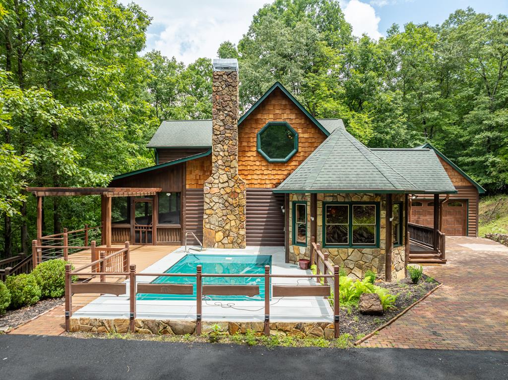 Bennett Springs Ct, Mineral Bluff, GA 30559