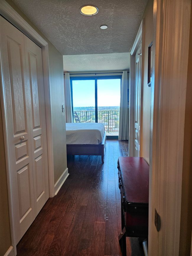 UNIT-1003 - 300 S Duval St, Condo with 1 bedrooms, 1 bathrooms and null parking in TALLAHASSEE FL | Image 21