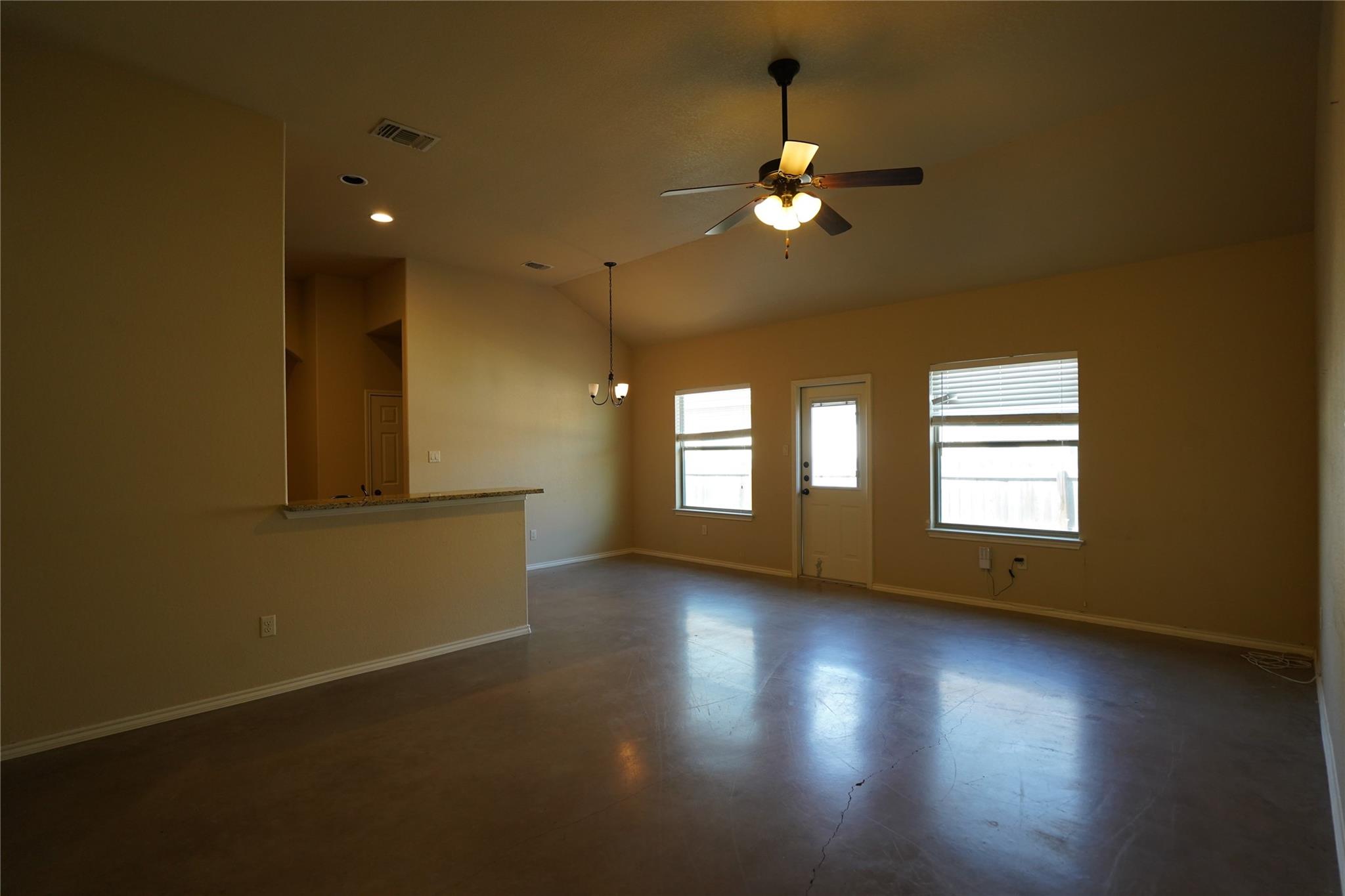 Residential Lease in New Braunfels 2