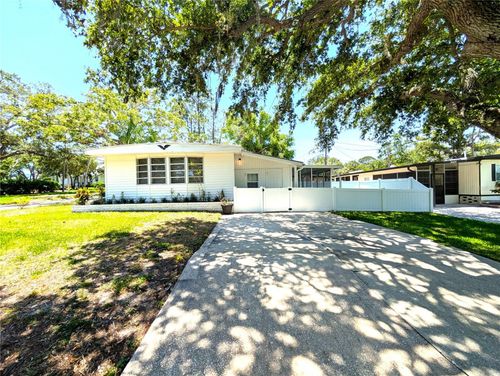 12596 143rd St, LARGO, FL, 33774-2825 | Card Image