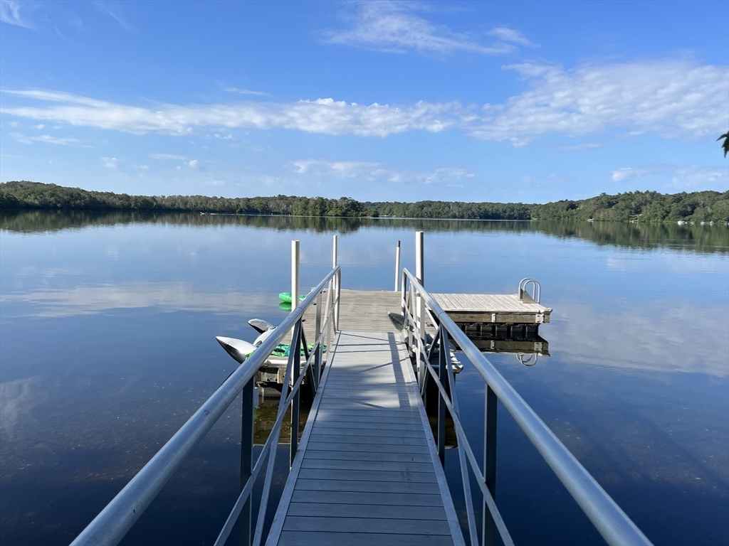 Pimlico Pond Rd, Mashpee, MA 02649