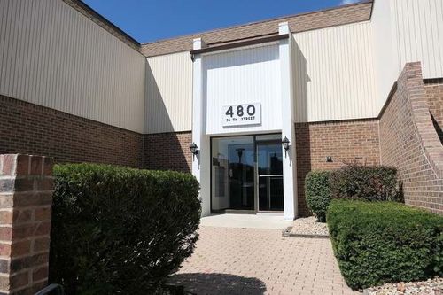 203-480 74th St, Downers Grove, IL, 60516-4166 | Card Image