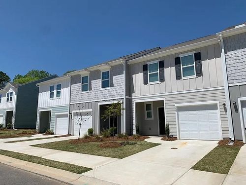 521 Campeche Dr, Locust Grove, GA, 30248-1705 | Card Image