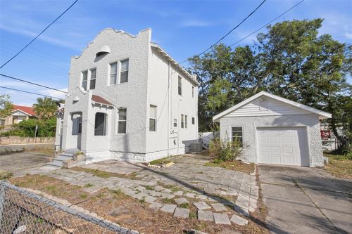 216 Earl St, DAYTONA BEACH, FL, 32118-4112 | Card Image