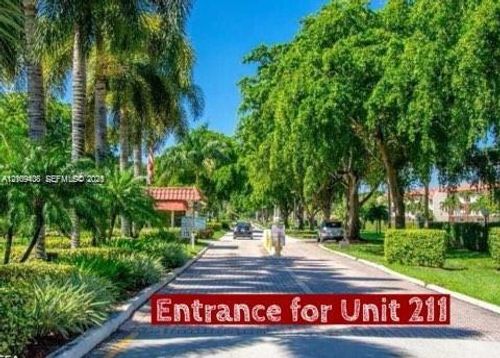 211-8900 Washington Blvd, Pembroke Pines, FL, 33025-1528 | Card Image