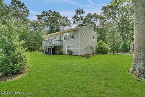 252 Clearstream Rd, Jackson, NJ, 08527-2011 | Card Image