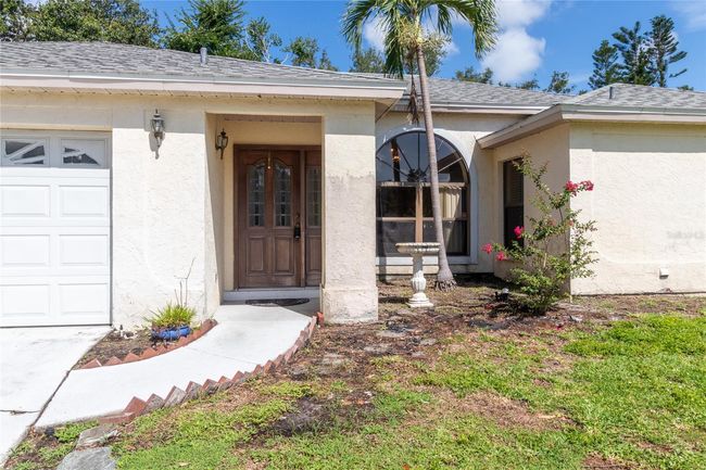 4805 Cypress Lake Ct, House other with 3 bedrooms, 2 bathrooms and null parking in SARASOTA FL | Image 4