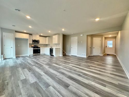 13635 Kaylemore Trl, Rosemount, MN, 55068-2851 | Card Image