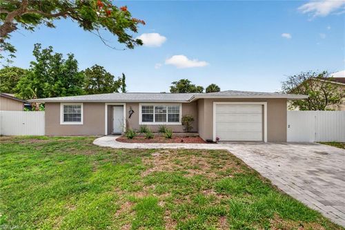 4830 Cortez Cir, NAPLES, FL, 34112-3712 | Card Image