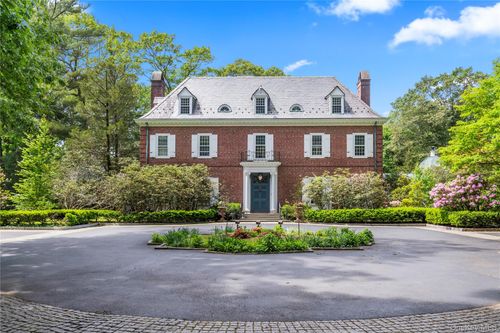 88 Wheatley Rd, Old Westbury, NY, 11568-1212 | Card Image