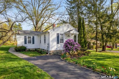 34 Lakeview Ave, Cheshire, CT, 06410-1016 | Card Image