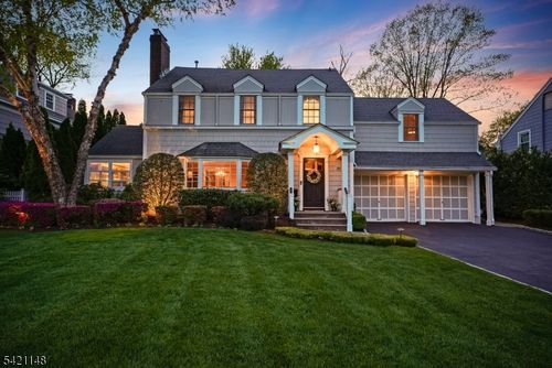 282 Forest Ave, Glen Ridge, NJ, 07028-1808 | Card Image