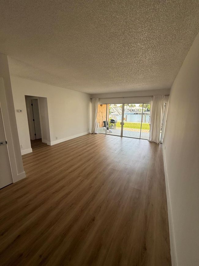 APT-1B - 2613 Ne 28 Th Ct, Condo with 2 bedrooms, 2 bathrooms and null parking in Lighthouse Point FL | Image 7