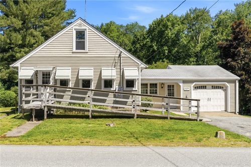 257 Union Ave, Pascoag, RI, 02859-3308 | Card Image
