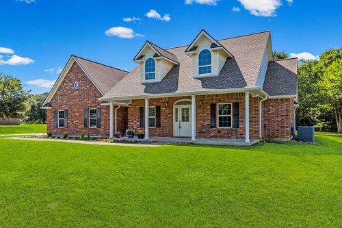 404 Northwood Park, Livingston, TX, 77351-6142 | Card Image