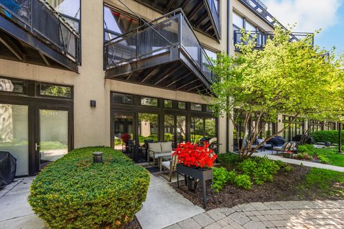 unit-116-1000 15th St, Chicago, IL, 60608-1438 | Card Image