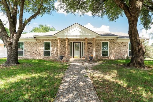 3705 Holly Dr, Bryan, TX, 77802-4510 | Card Image