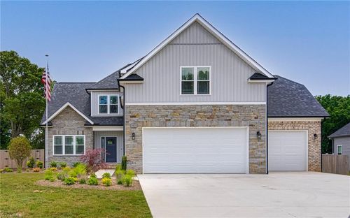 8424 Fairgrove Church Rd, Browns Summit, NC, 27214-9505 | Card Image