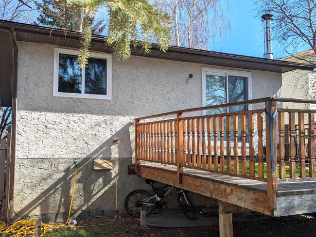 12 Shawmeadows Close Sw, Home with 4 bedrooms, 2 bathrooms and 2 parking in Calgary AB | Image 17