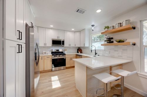 10003 Quail Hutch Dr, Austin, TX, 78758-5551 | Card Image