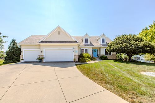 2334 Cascade Ct, Normal, IL, 61761-5475 | Card Image
