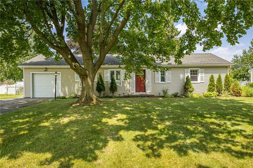 30 Newport Drive, Chili, NY, 14624 | Card Image