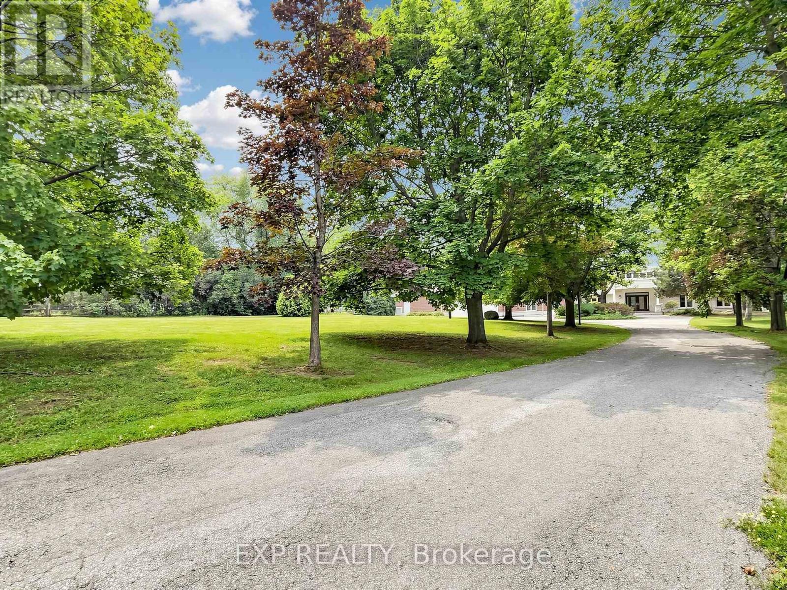 Residential in Whitchurch-Stouffville 3