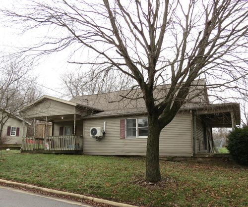 427 Wall St, Port Jefferson, OH, 45360-1147 | Card Image