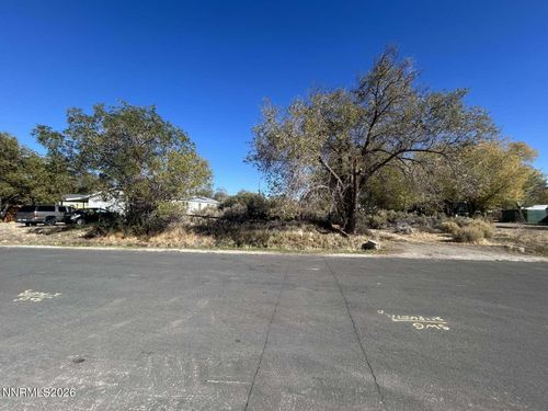 2387 Sneddon Way, Carson City, NV, 89706-1705 | Card Image