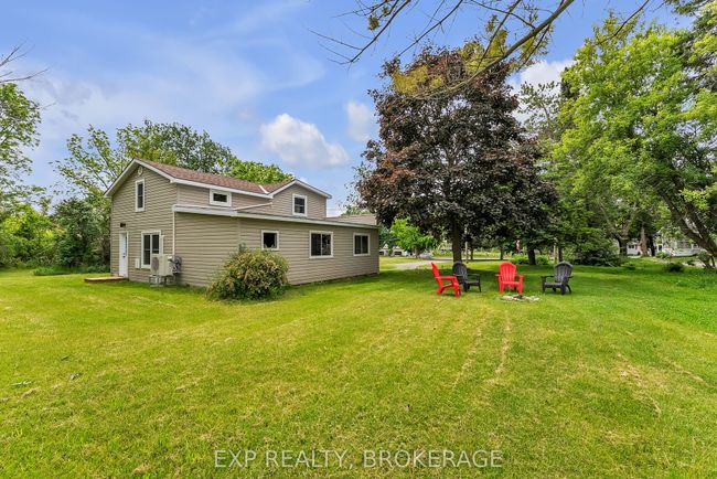 412 Bloomfield Main St, House other with 4 bedrooms, 1 bathrooms and 4 parking in Bloomfield ON | Image 32