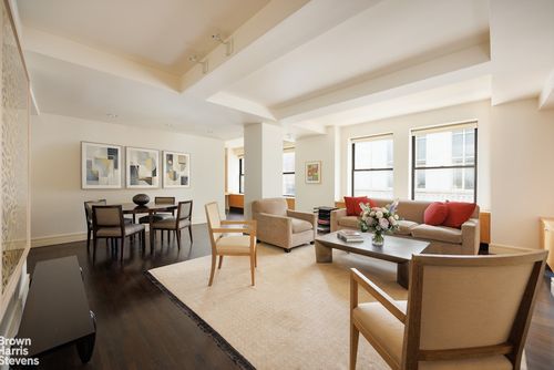 8a-40 E 61st Street, New York City, NY, 10065 | Card Image