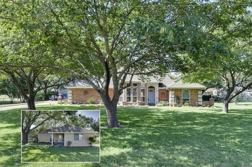607 Shallow Creek Dr, Oak Leaf, TX, 75154-3959 | Card Image
