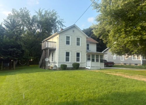 107 Hettinger Ln, North Aurora, IL, 60542-1824 | Card Image