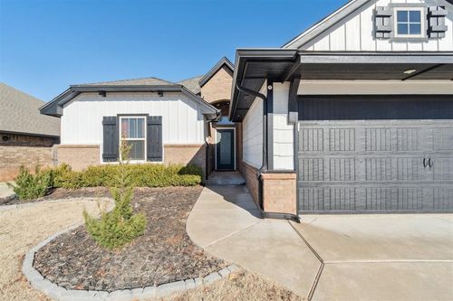 9913 Nw 143rd St, Yukon, OK, 73099-1335 | Card Image