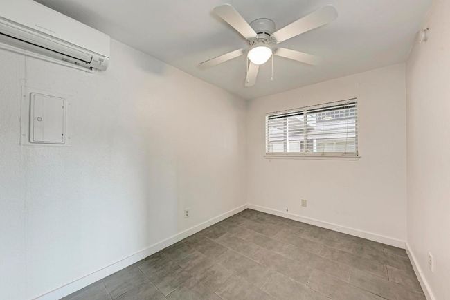 APT-102 - 1840 Burton Dr, Condo with 1 bedrooms, 1 bathrooms and 2 parking in Austin TX | Image 11