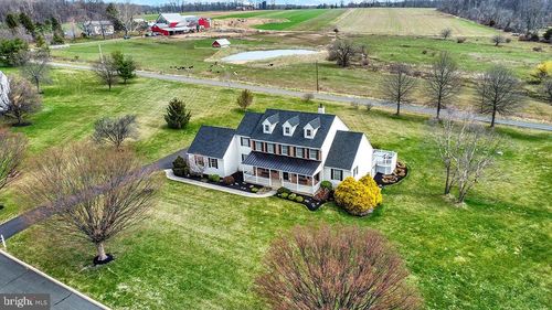 3820 Fountain Cir, FOUNTAINVILLE, PA, 18923-9636 | Card Image
