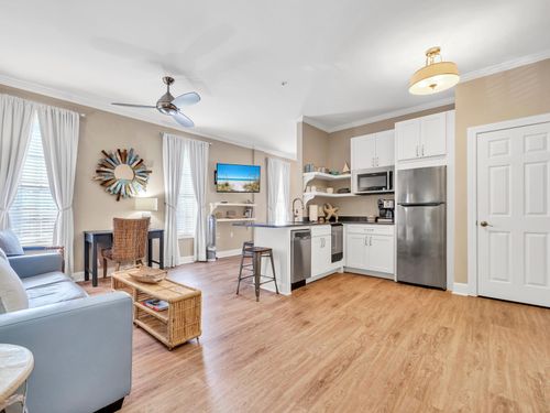 b284-10343 Coe Rd, Panama City, FL, 32404 | Card Image