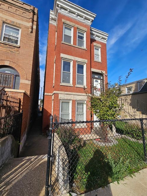 3-10048 S Avenue L Street, Chicago, IL, 60617 | Card Image