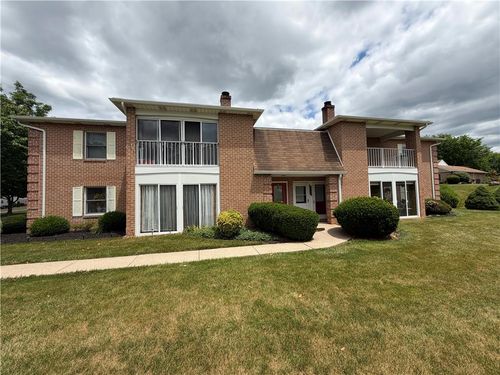 2683 Rolling Green Dr, Macungie, PA, 18062-1434 | Card Image