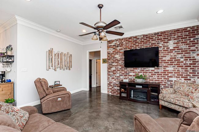 8918 Singleton Rd, House other with 2 bedrooms, 3 bathrooms and null parking in Port Allen LA | Image 10
