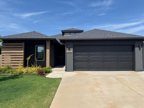 3105 Gunnison River Dr, Yukon, OK, 73099-3688 | Card Image