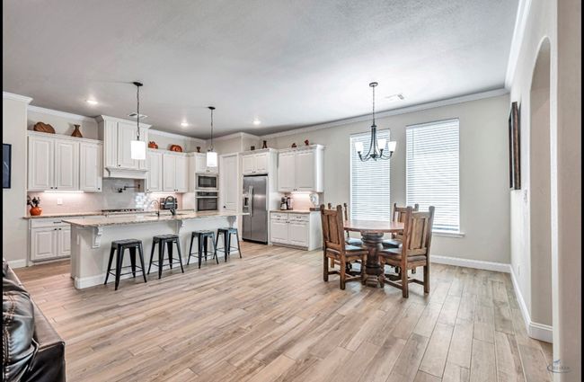 313 Peregrine Hill Cir, House other with 4 bedrooms, 4 bathrooms and 2 parking in Midland TX | Image 7