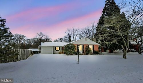 2512 Kittiwake Dr, WILMINGTON, DE, 19805-1048 | Card Image