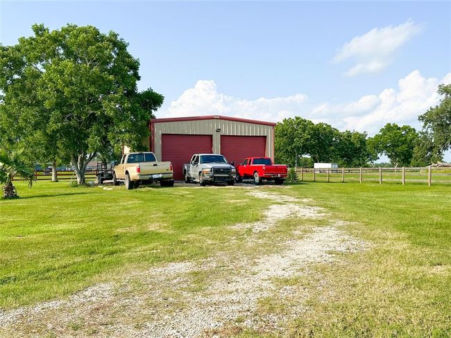 2818 Rustic Wood Ln, House other with 3 bedrooms, 2 bathrooms and 2 parking in Rosharon TX | Image 32