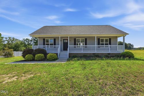 140 Trail Ridge Dr, Benson, NC, 27504-9710 | Card Image
