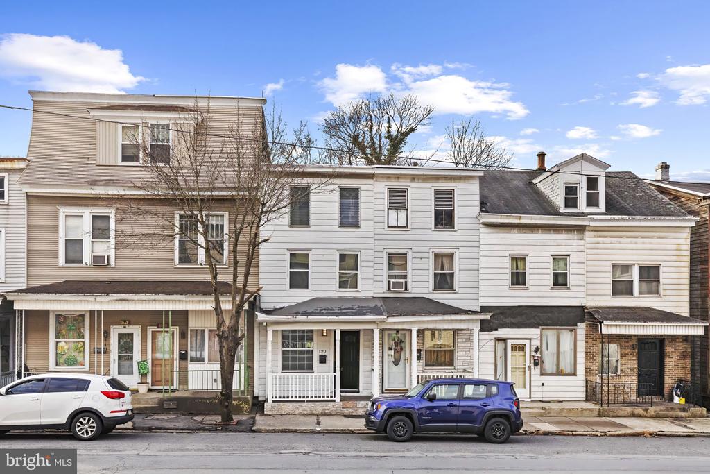Residential in ASHLAND